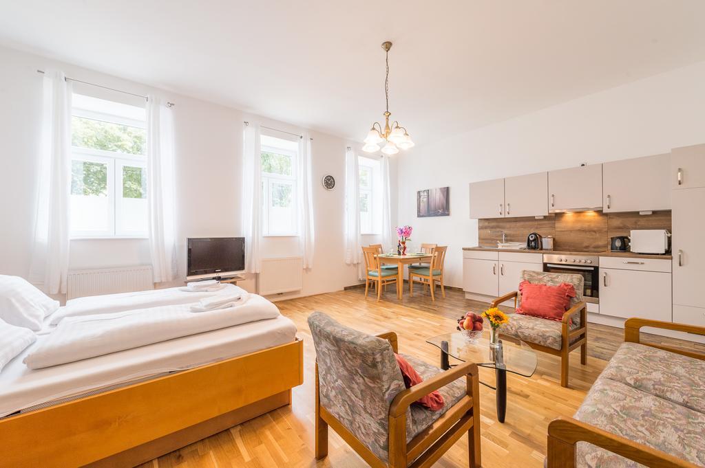 Goldfisch Apartment Am Augartenpark Vienna Exterior photo
